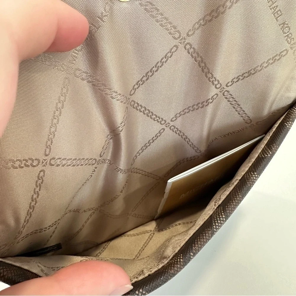 Michael Kors Tote Bag - Picture 7 of 16